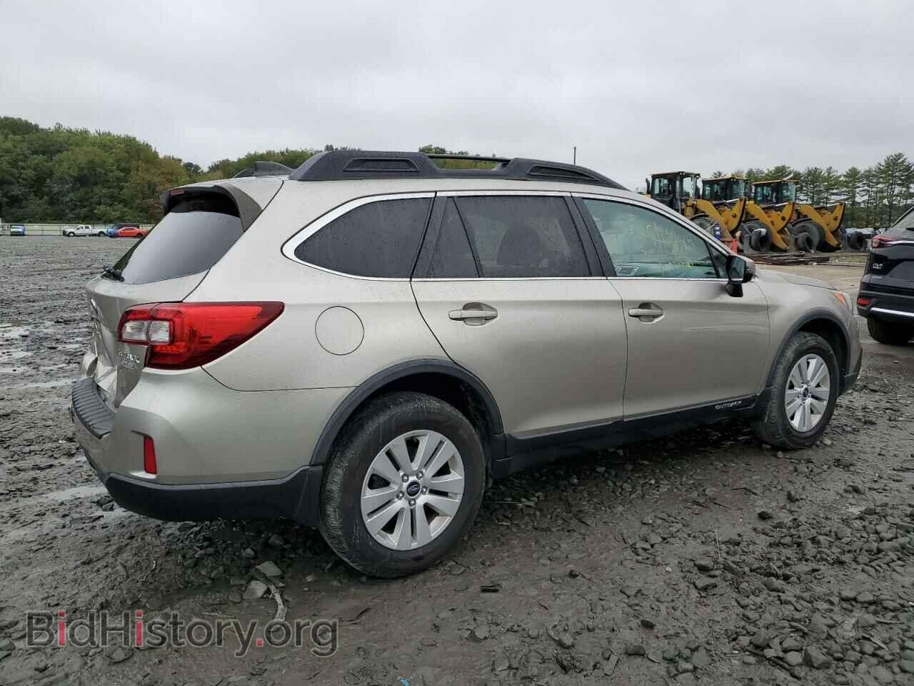 2017 SUBARU OUTBACK - VIN: 4S4BSAFC5H3310886 - Фото 3