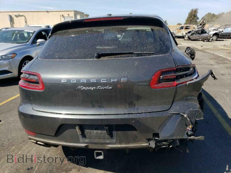 2017 Porsche MACAN (VIN WP1AF2A51HLB61720) — фото 6 из 12