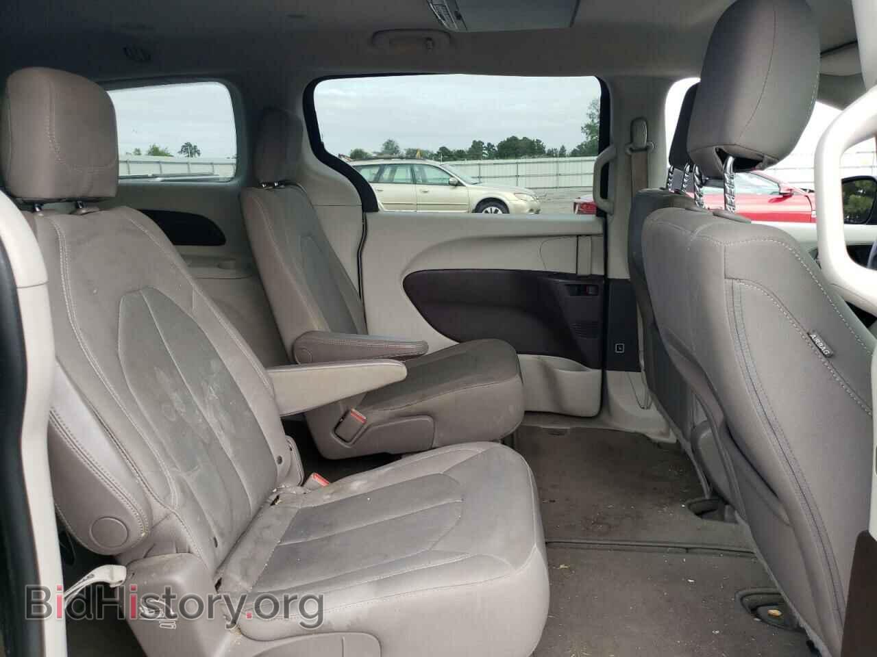 2017 CHRYSLER PACIFICA - VIN: 2C4RC1DGXHR654856 - Фото 11
