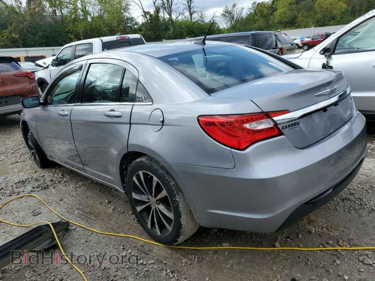 2013 CHRYSLER 200 - VIN: 1C3CCBBB9DN650019 - Фото 2