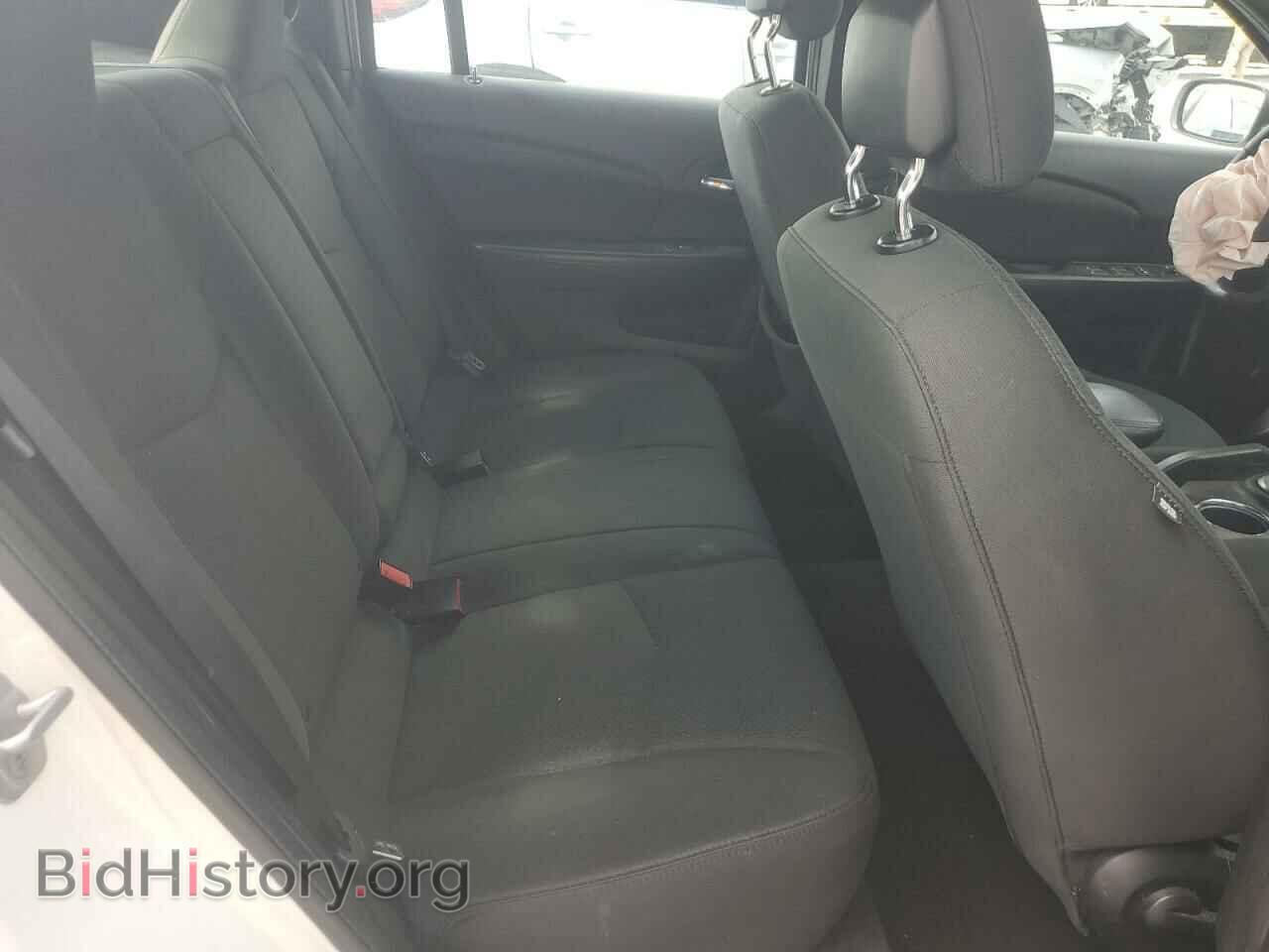 2011 CHRYSLER 200 - VIN: 1C3BC1FB6BN521717 - Фото 10