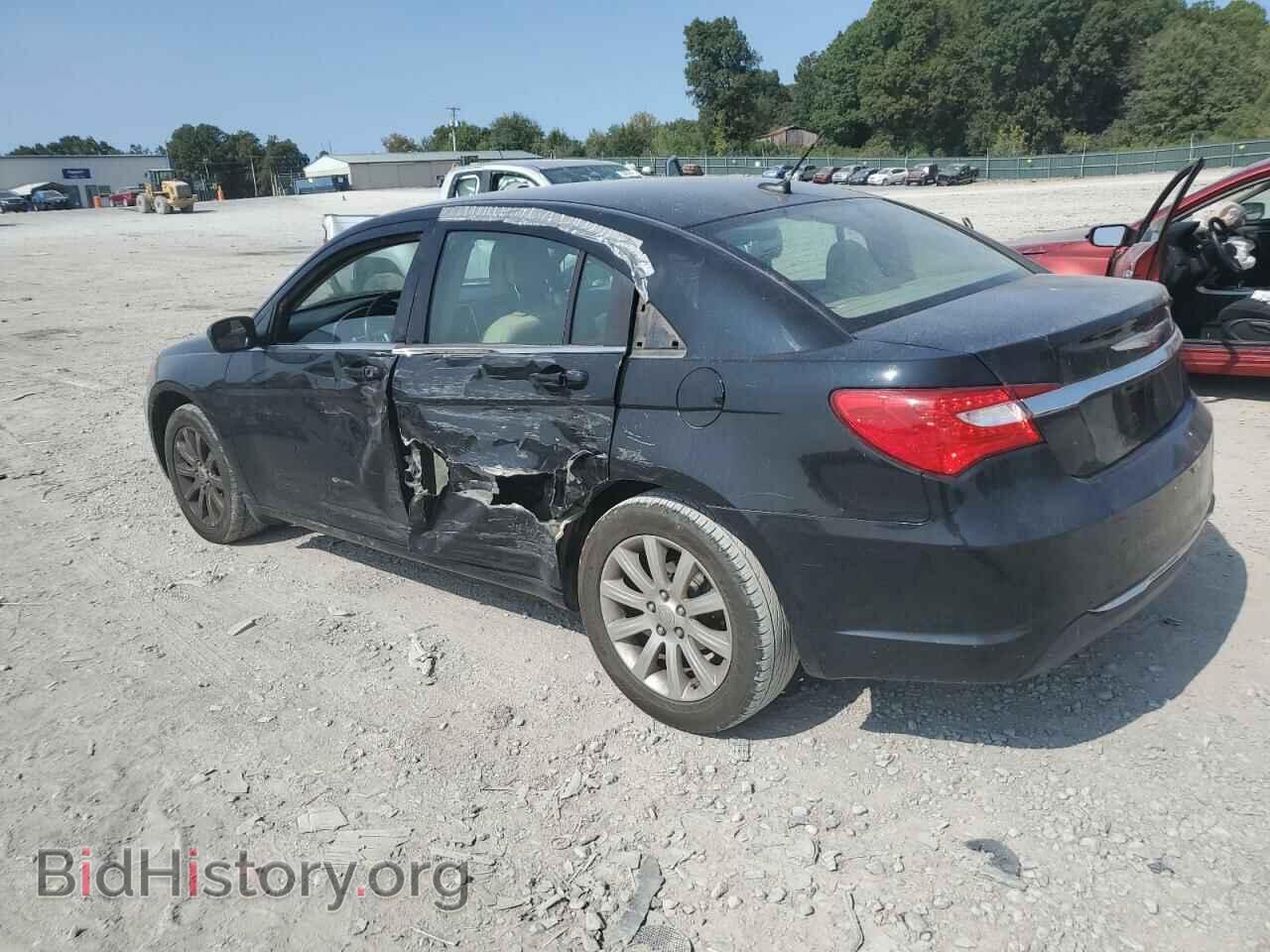 2013 CHRYSLER 200 - VIN: 1C3CCBBB4DN601097 - Фото 2