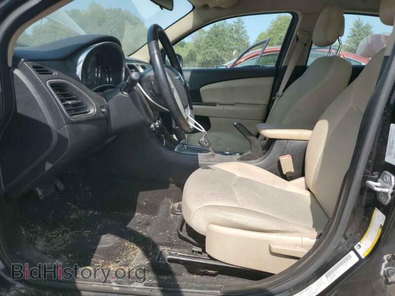 2013 Chrysler 200 (VIN 1C3CCBBB4DN601097) — фото 7 из 12