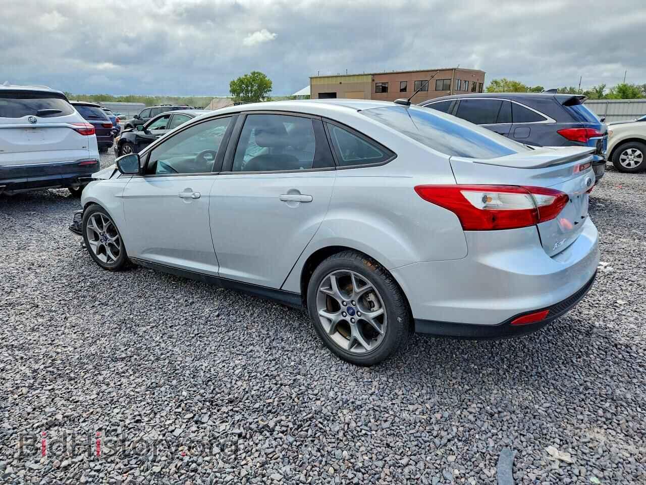 2013 FORD FOCUS - VIN: 1FADP3F2XDL138985 - Photo 2