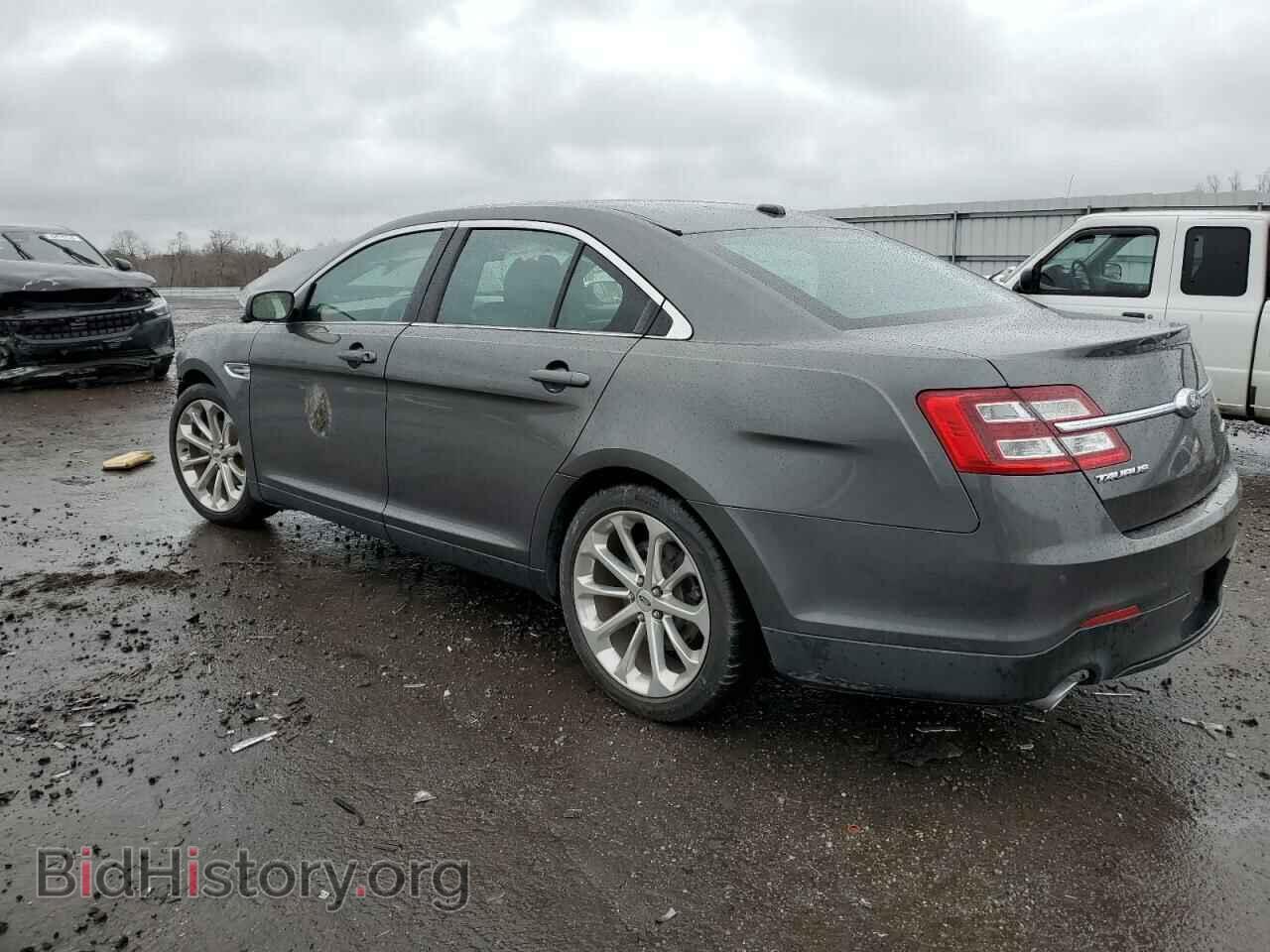 2018 FORD TAURUS - VIN: 1FAHP2F85JG111147 - Фото 2