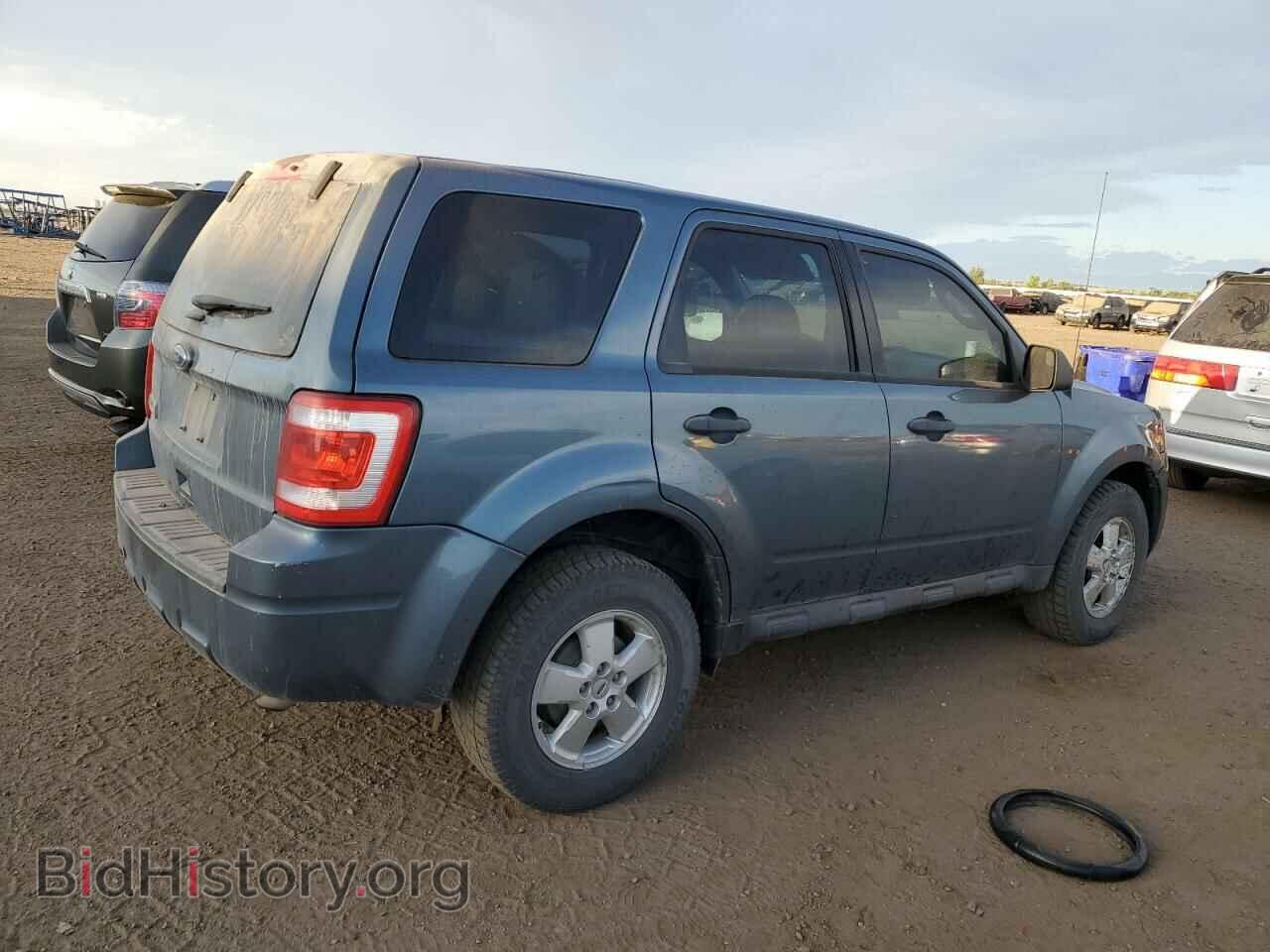 2011 FORD ESCAPE - VIN: 1FMCU0C75BKC10395 - Фото 3