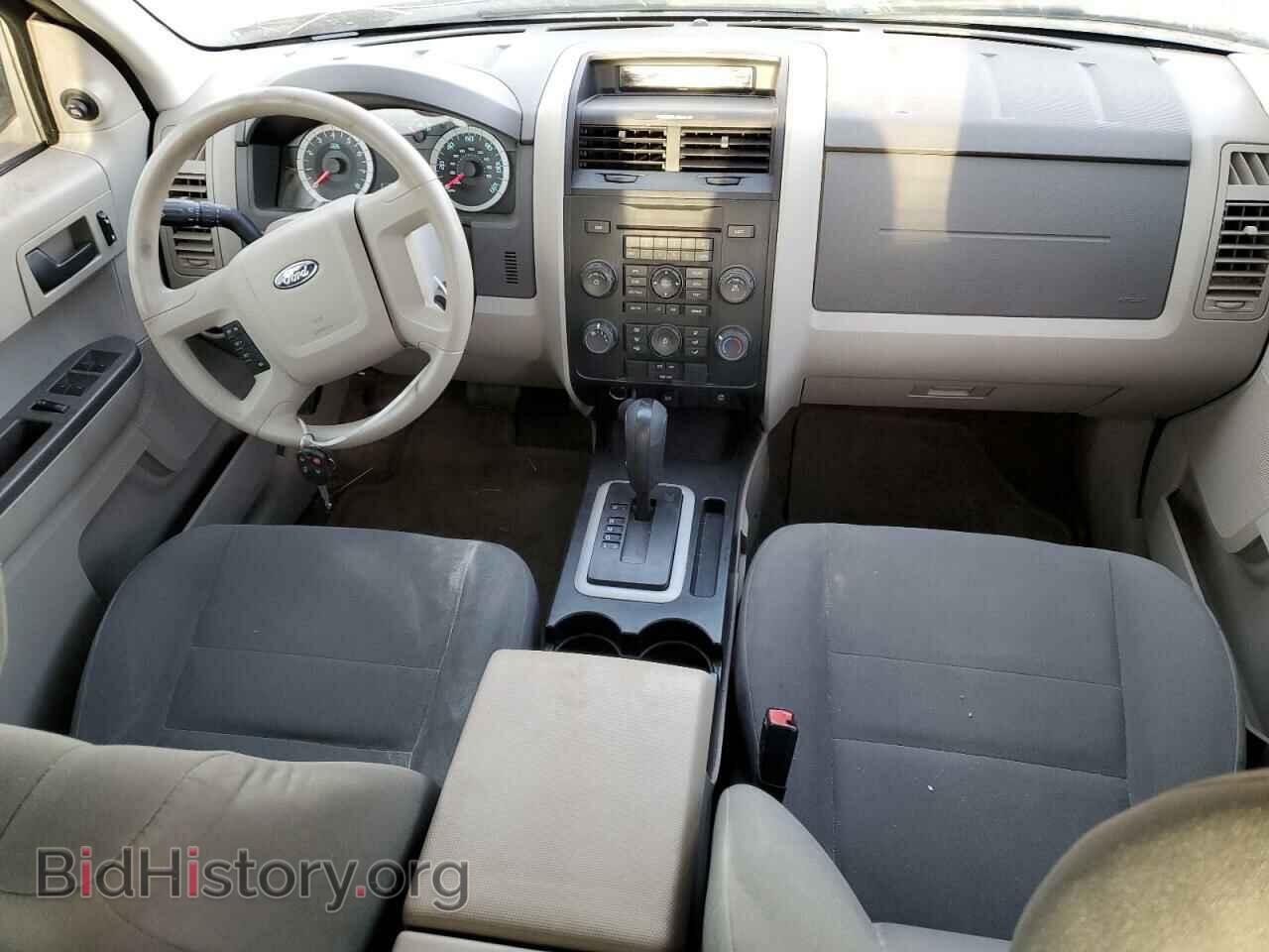 2011 FORD ESCAPE - VIN: 1FMCU0C75BKC10395 - Фото 8