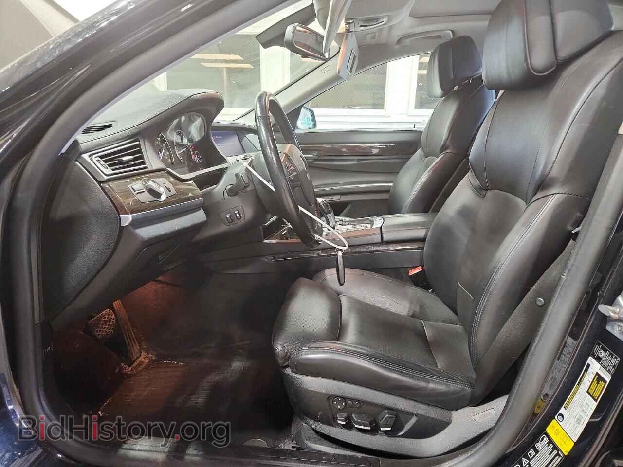 2011 BMW 7 SERIES - VIN: WBAKC8C51BC433489 - Photo 7