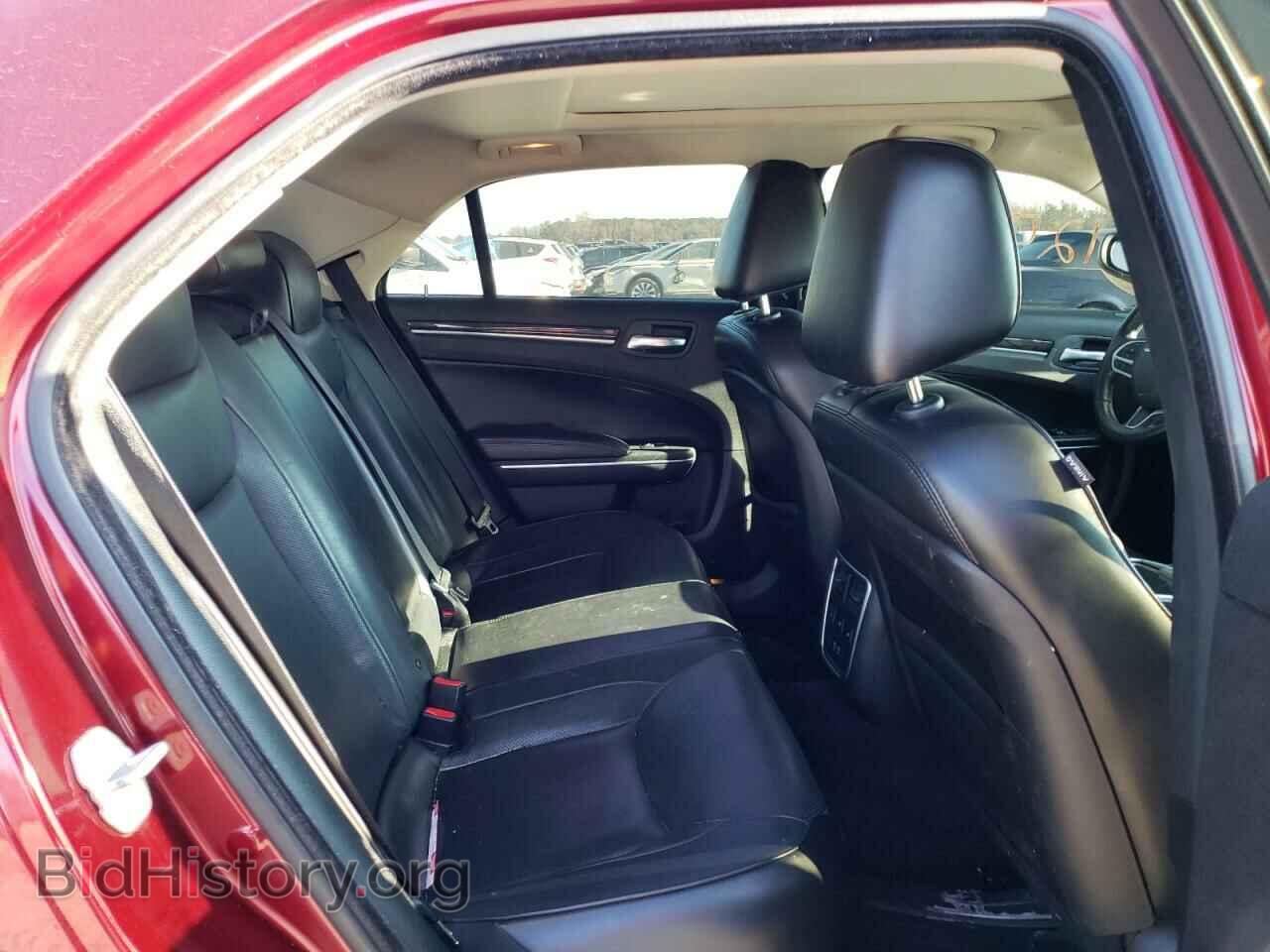 2017 CHRYSLER 300 - VIN: 2C3CCAEG0HH662494 - Фото 10