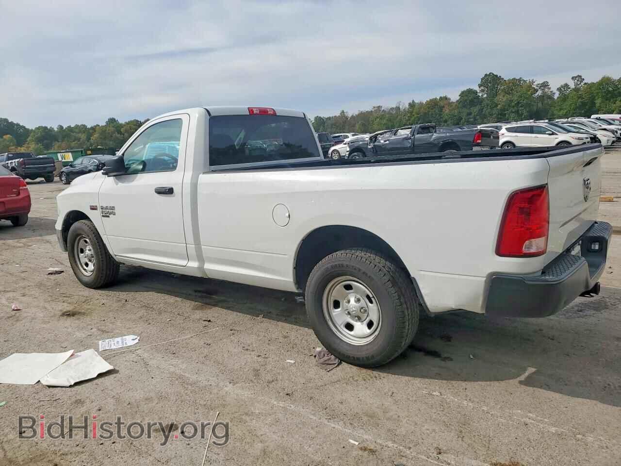 2020 RAM 1500 - VIN: 3C6JR6DT2LG186343 - Фото 2