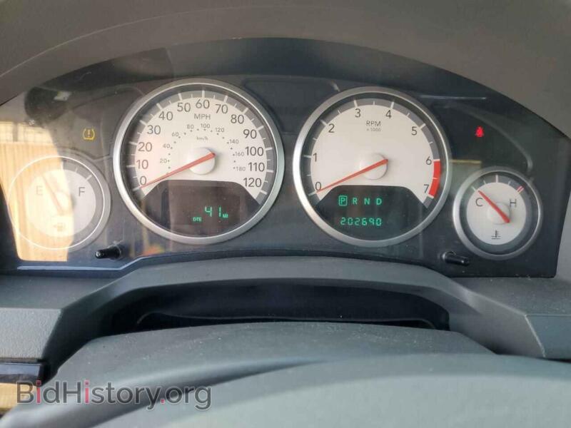 2010 Dodge CARAVAN (VIN 2D4RN5DX0AR236414) — photo 9 of 13