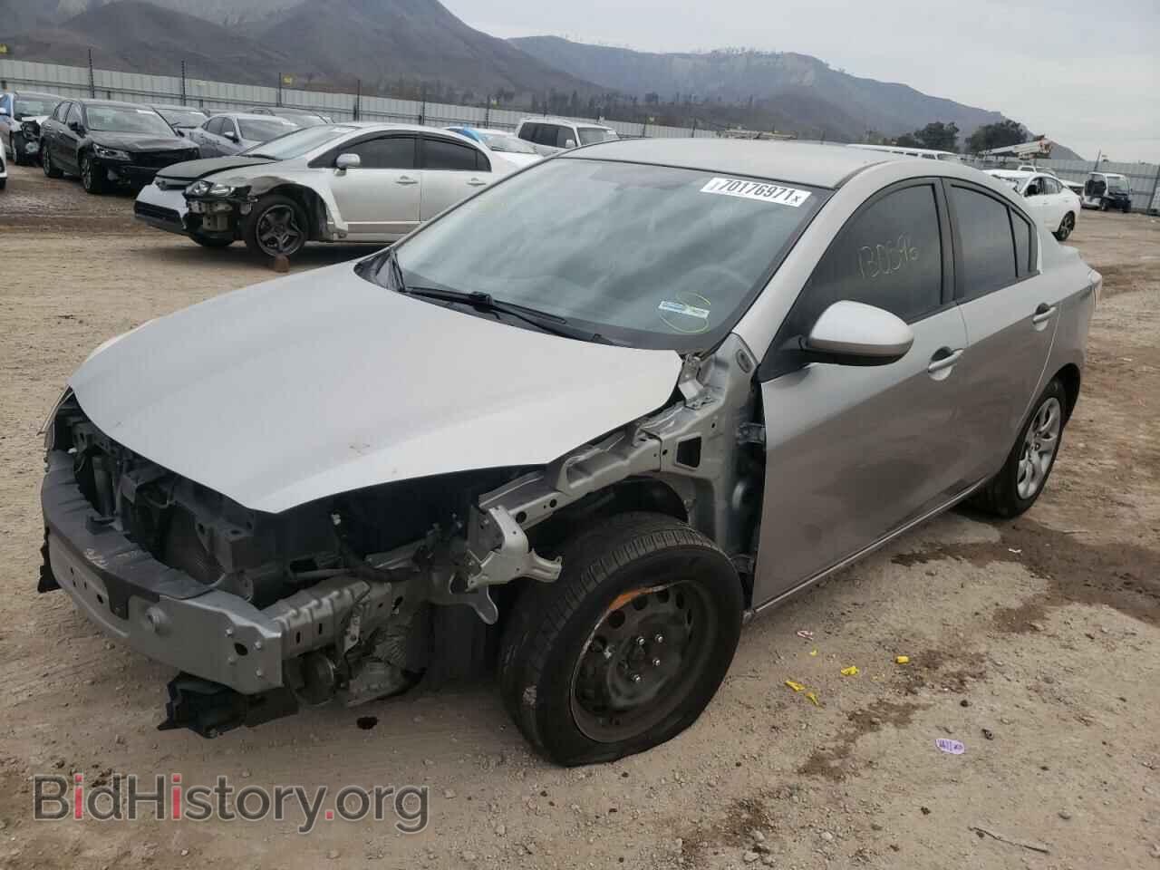 2011 MAZDA 3 - VIN: JM1BL1UG6B1478594 - Фото 2