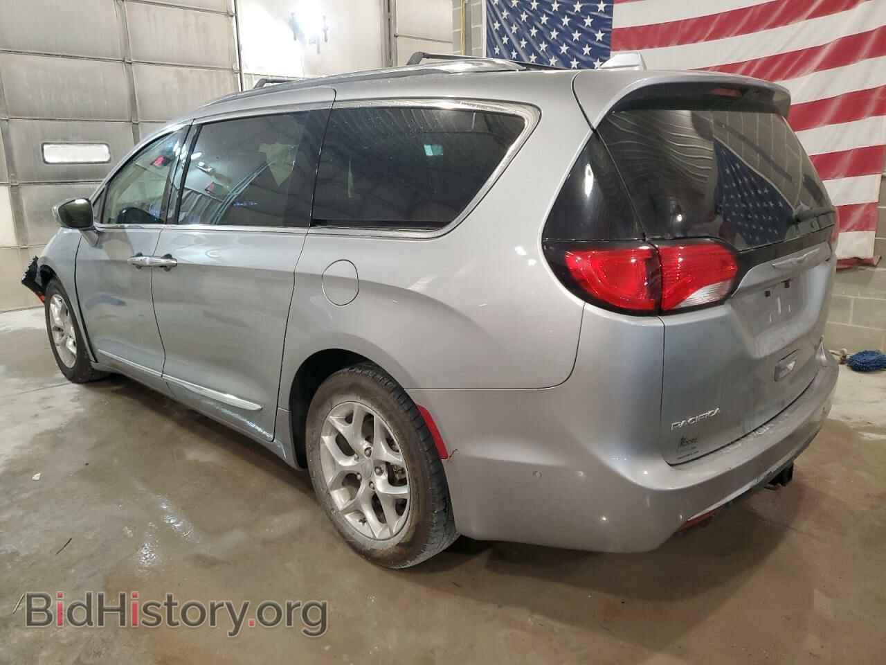 2017 CHRYSLER PACIFICA - VIN: 2C4RC1GG1HR528932 - Photo 2