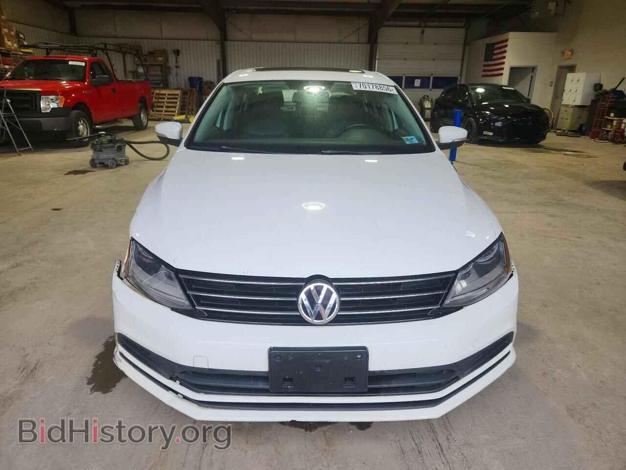 2017 VOLKSWAGEN JETTA - VIN: 3VWDB7AJ1HM360573 - Photo 5