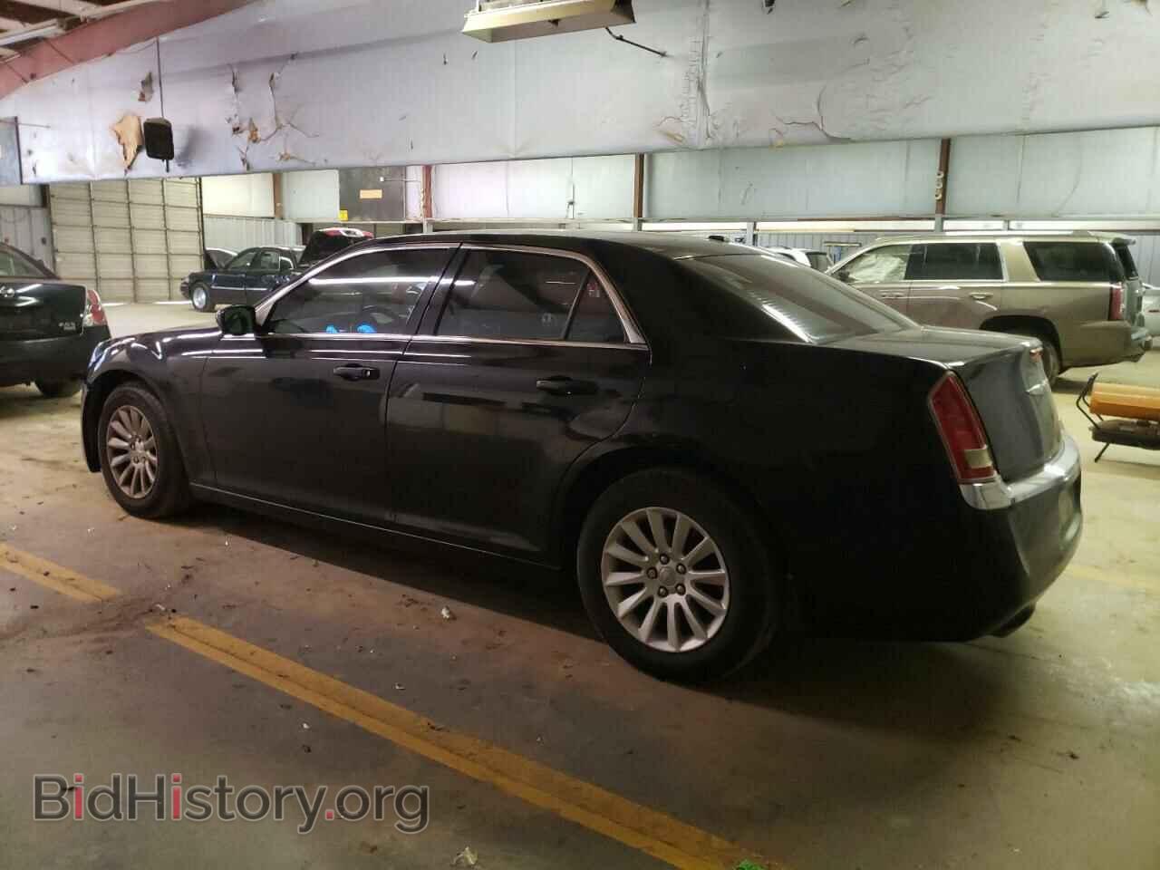 2013 CHRYSLER 300 - VIN: 2C3CCAAG5DH647487 - Фото 2