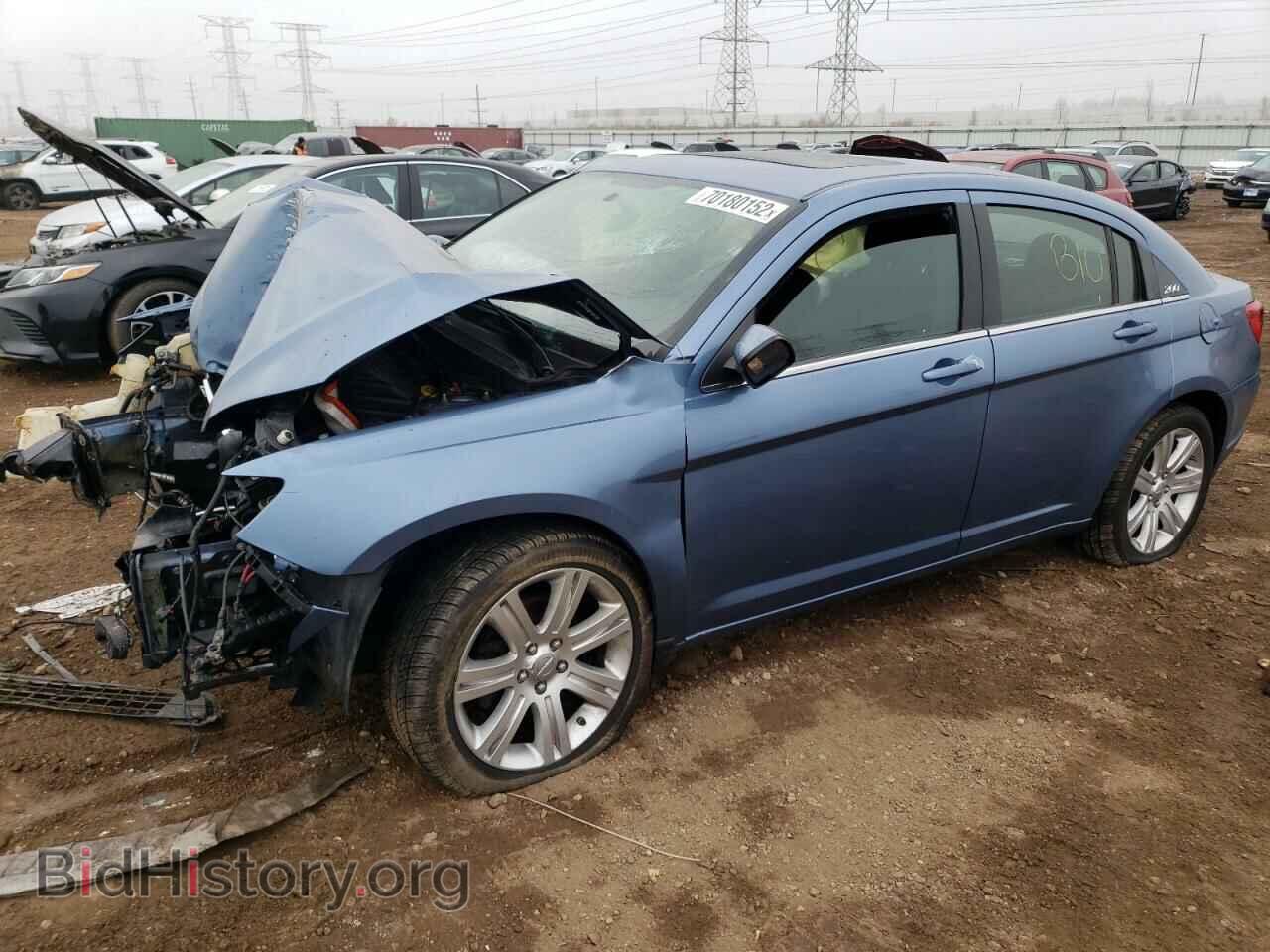 Photo 1C3BC1FB8BN615694 - CHRYSLER 200 2011
