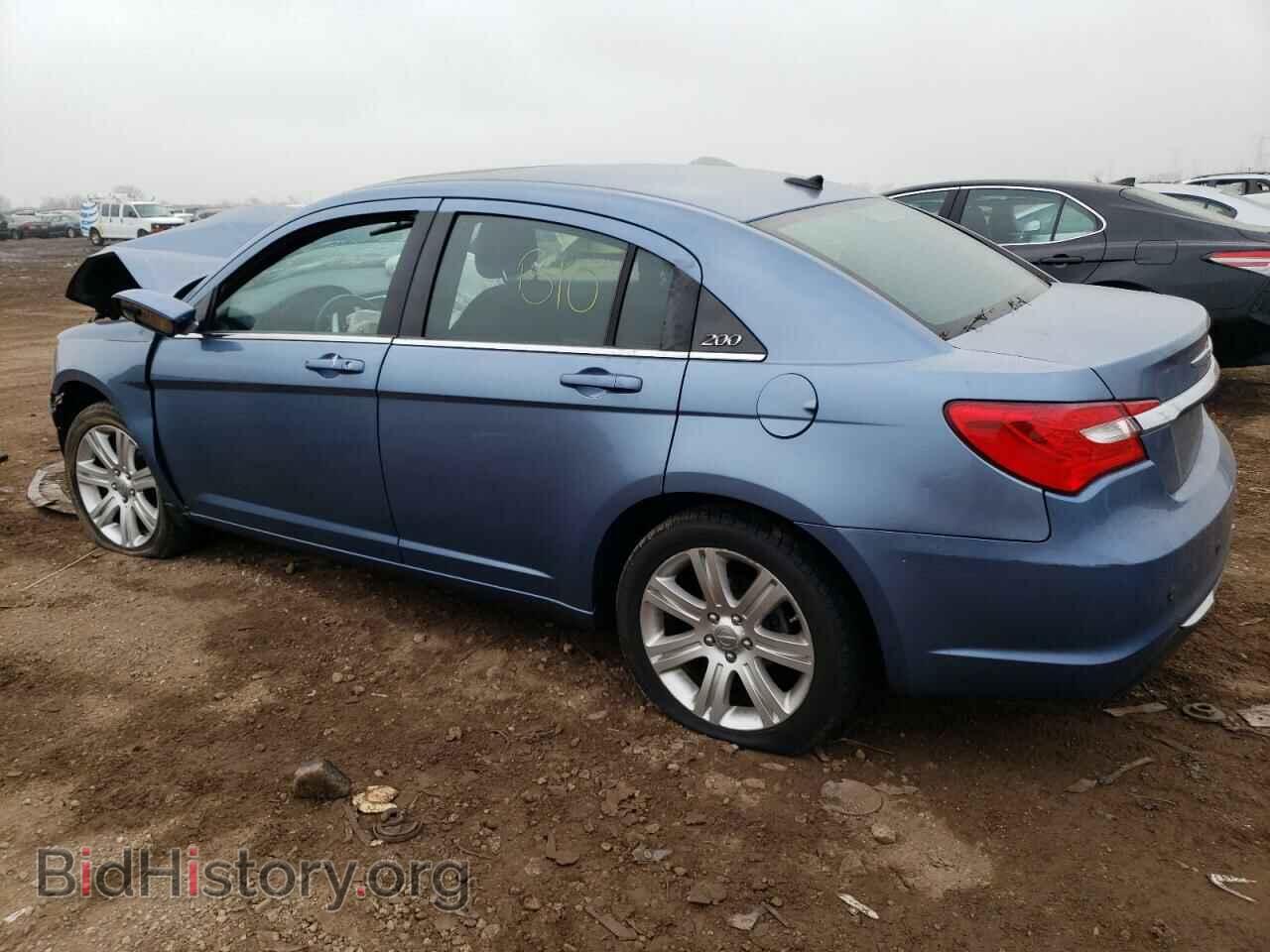 2011 CHRYSLER 200 - VIN: 1C3BC1FB8BN615694 - Фото 2