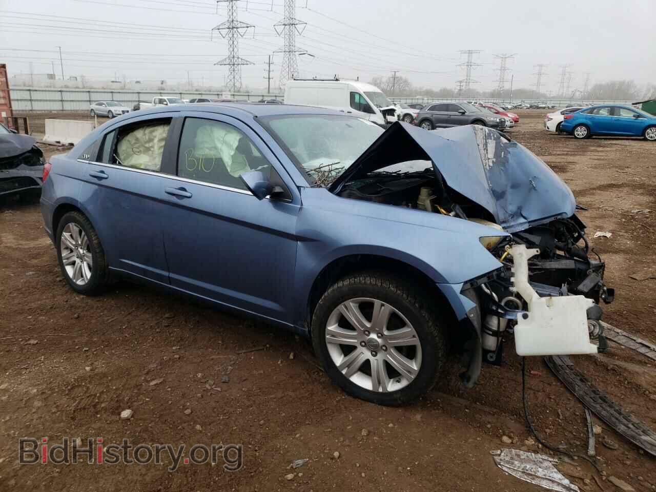 2011 CHRYSLER 200 - VIN: 1C3BC1FB8BN615694 - Фото 4