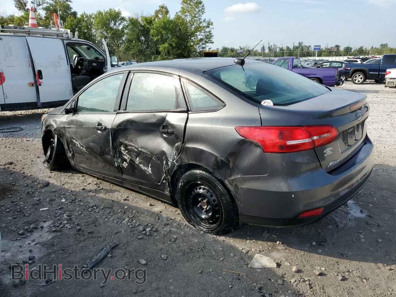 2017 FORD FOCUS - VIN: 1FADP3E26HL243031 - Фото 2