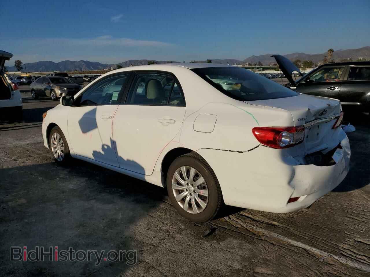 2013 TOYOTA COROLLA - VIN: 5YFBU4EE8DP104028 - Фото 2
