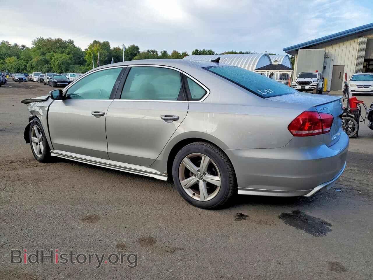 2013 VOLKSWAGEN PASSAT - VIN: 1VWBP7A36DC071064 - Фото 2