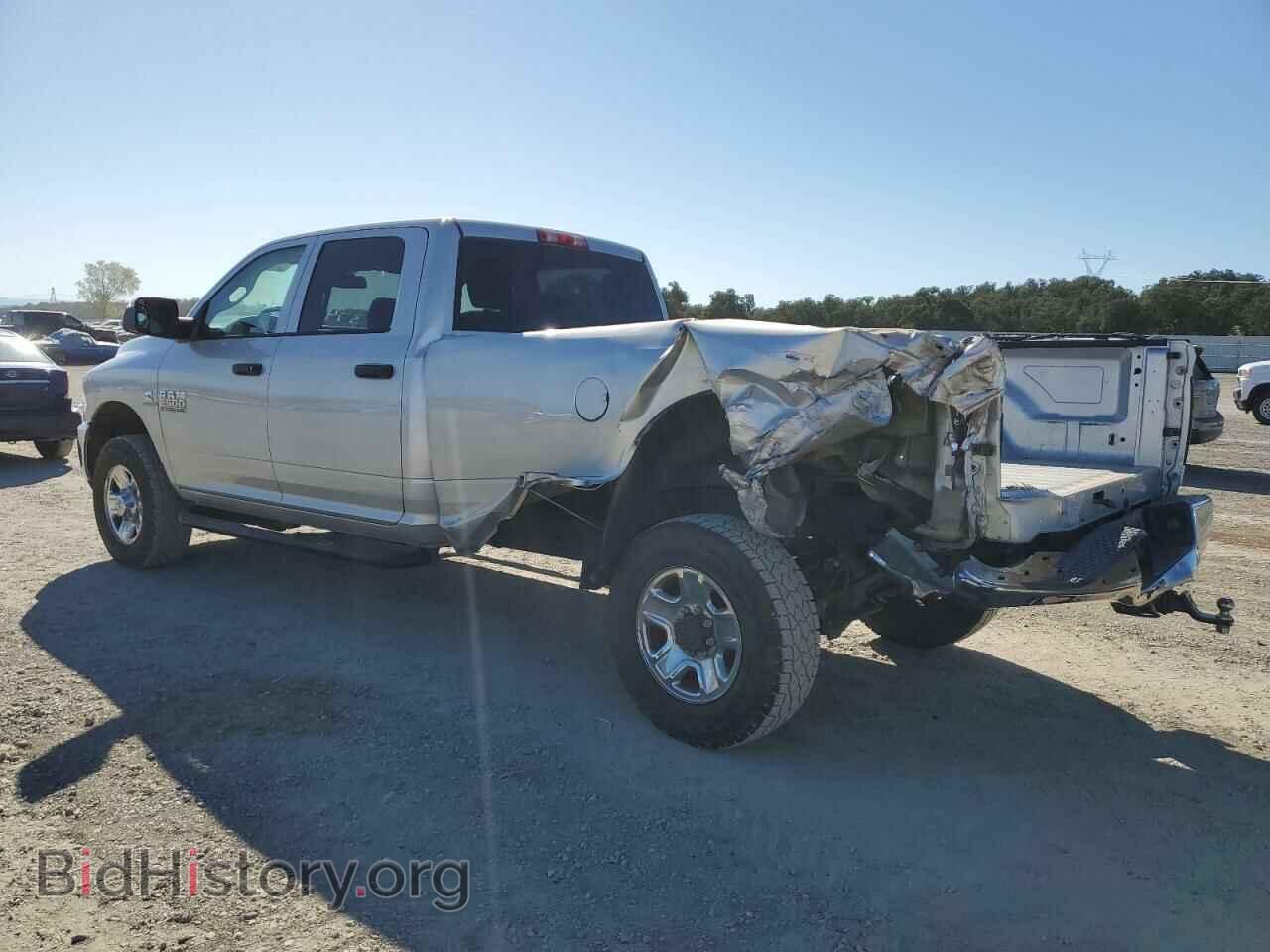 2016 RAM All Models - VIN: 3C6UR5HL8GG279374 - Photo 2