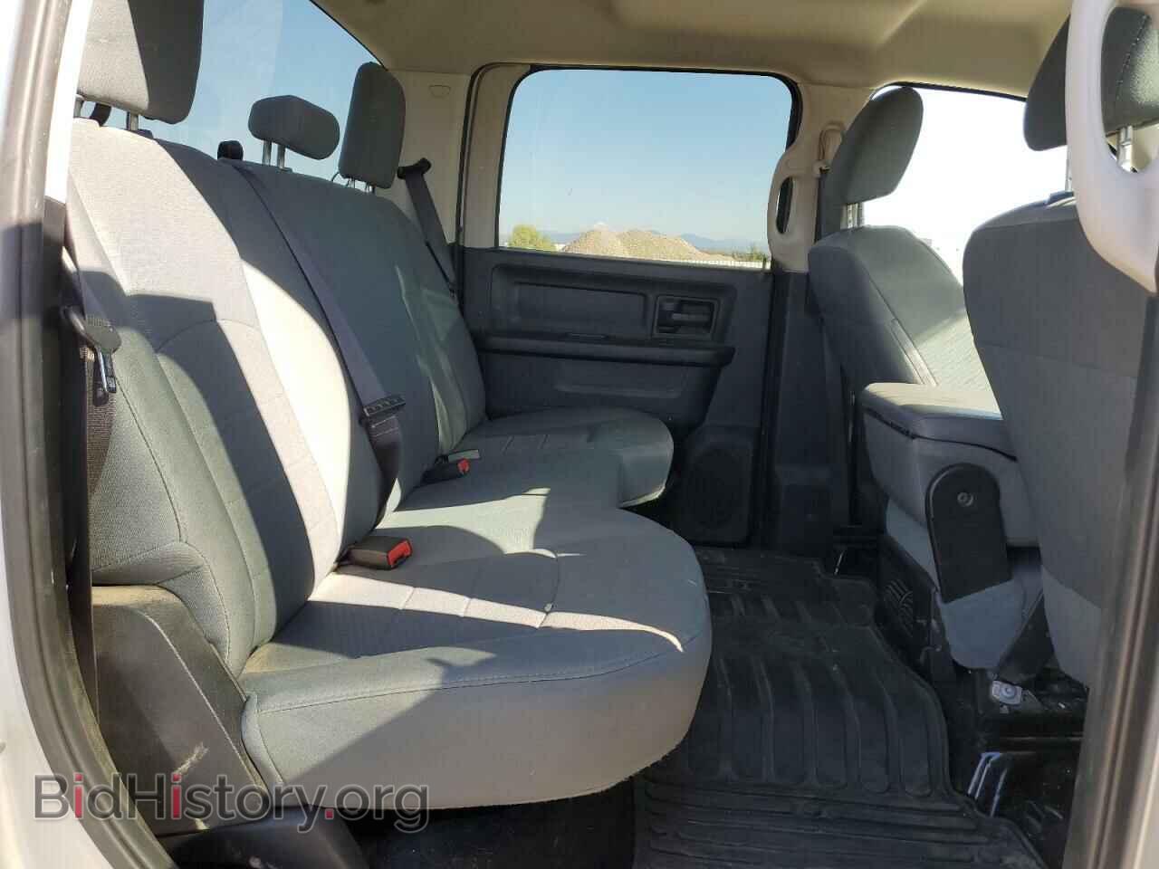 2016 RAM All Models - VIN: 3C6UR5HL8GG279374 - Photo 10
