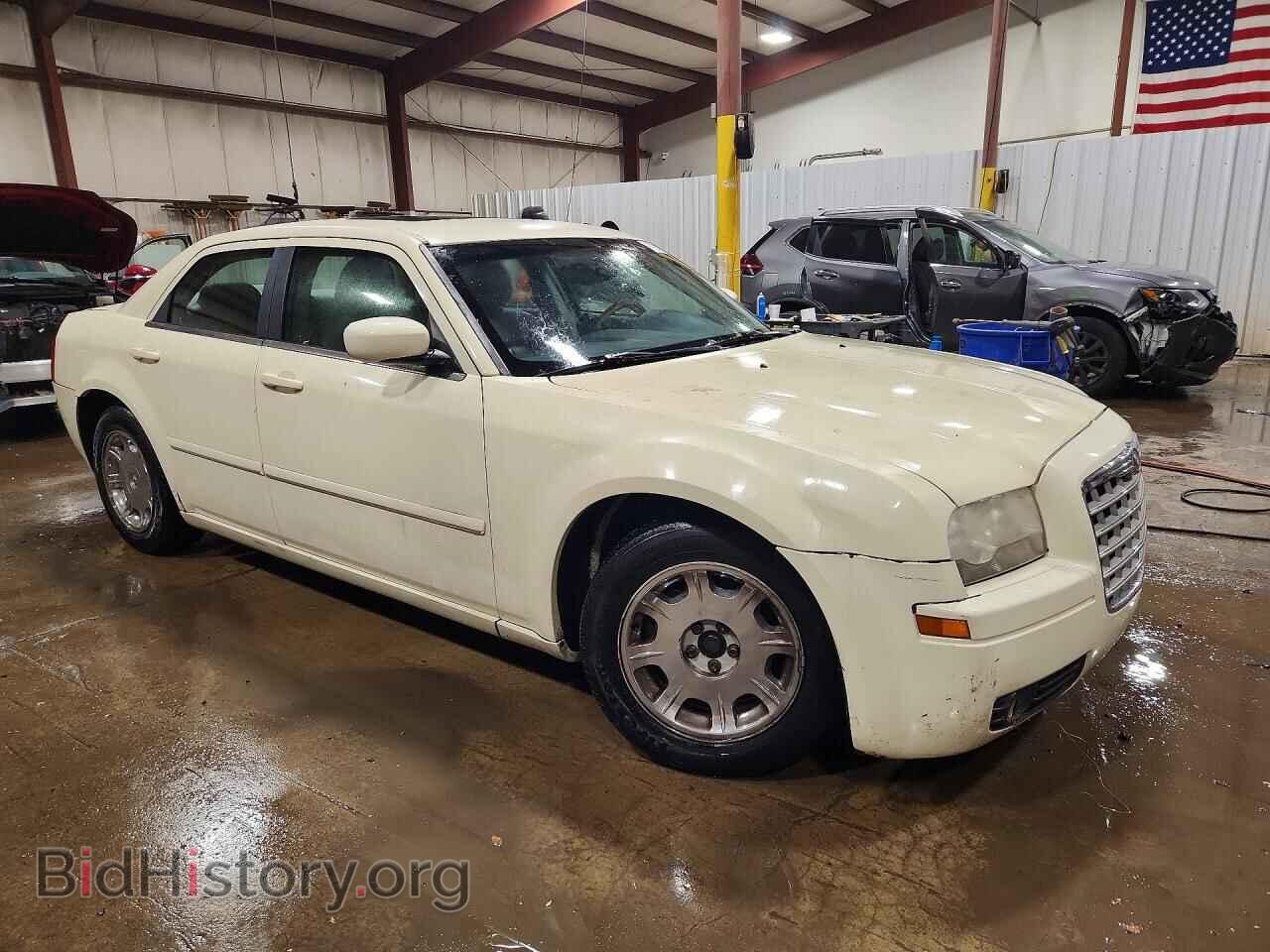 2005 CHRYSLER 300 - VIN: 2C3AA53G45H503481 - Photo 4