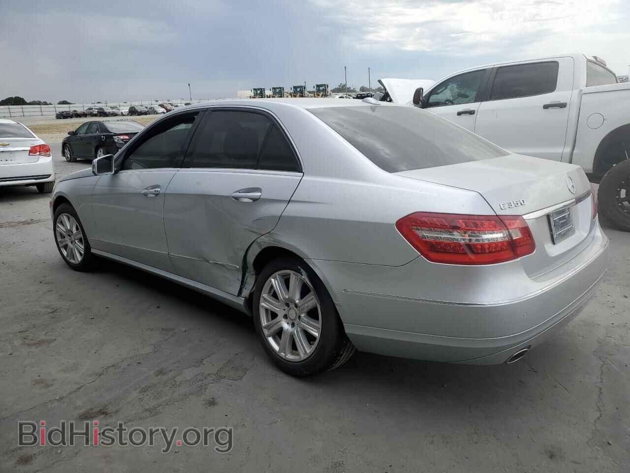 2013 MERCEDES-BENZ E-CLASS - VIN: WDDHF5KB9DA723056 - Фото 2