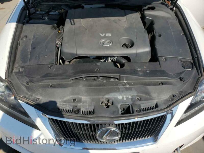 2012 Lexus IS (VIN JTHFF2C26C2522754) — photo 11 of 12