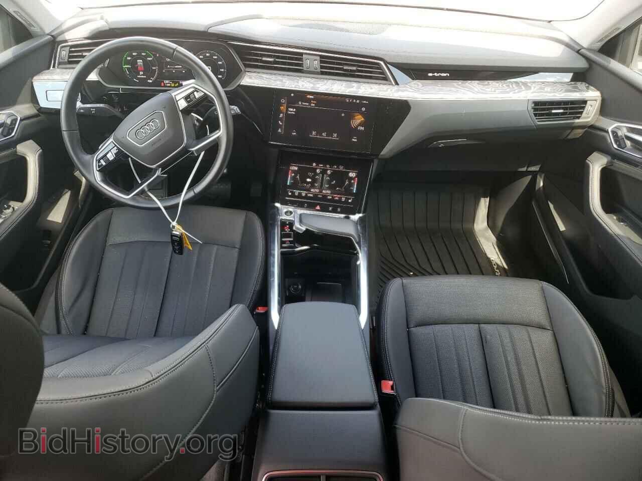 2022 AUDI E-TRON - VIN: WA1LABGEXNB023153 - Photo 8