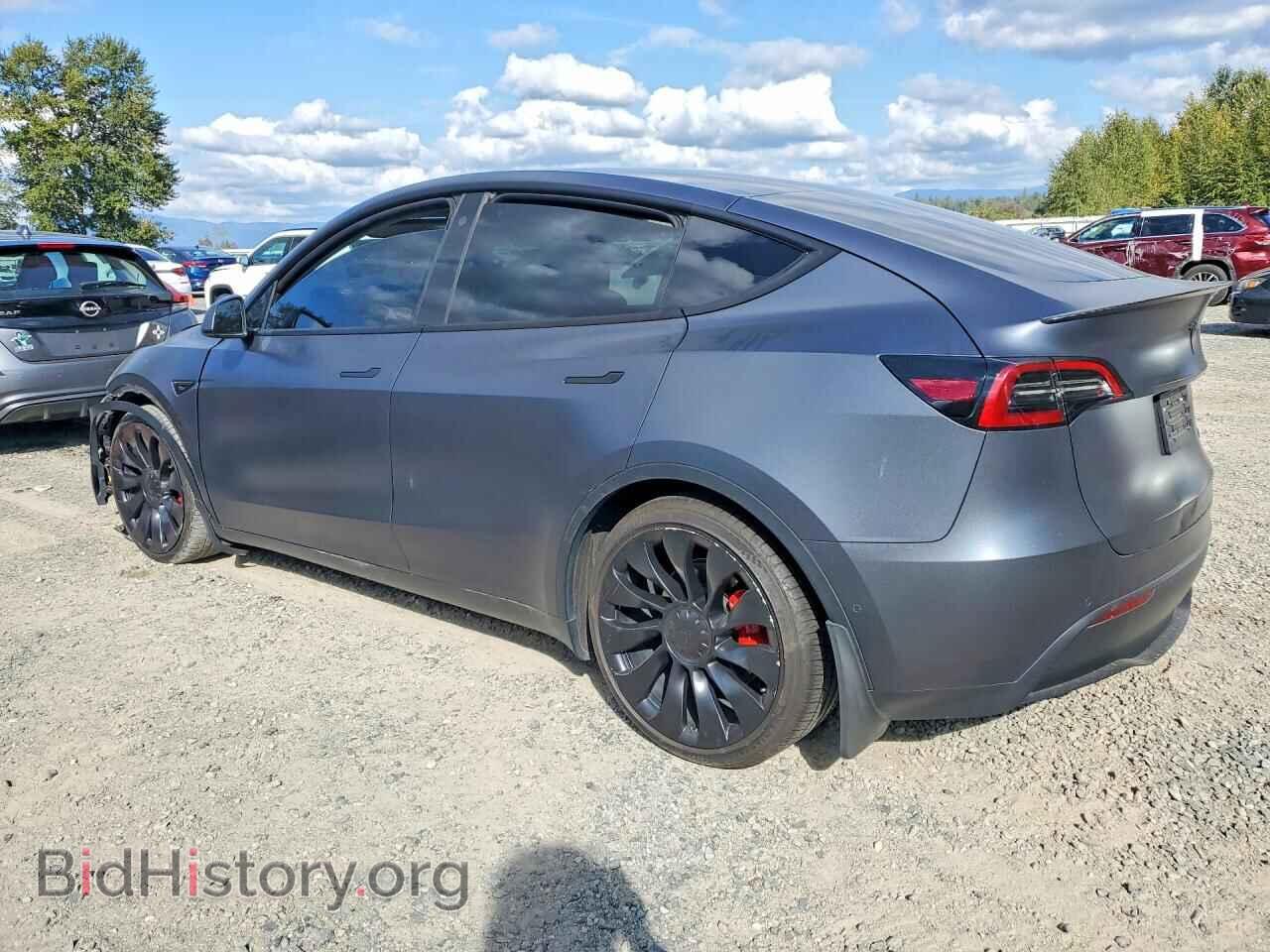 2022 TESLA MODEL Y - VIN: 7SAYGDEFXNF522441 - Photo 2