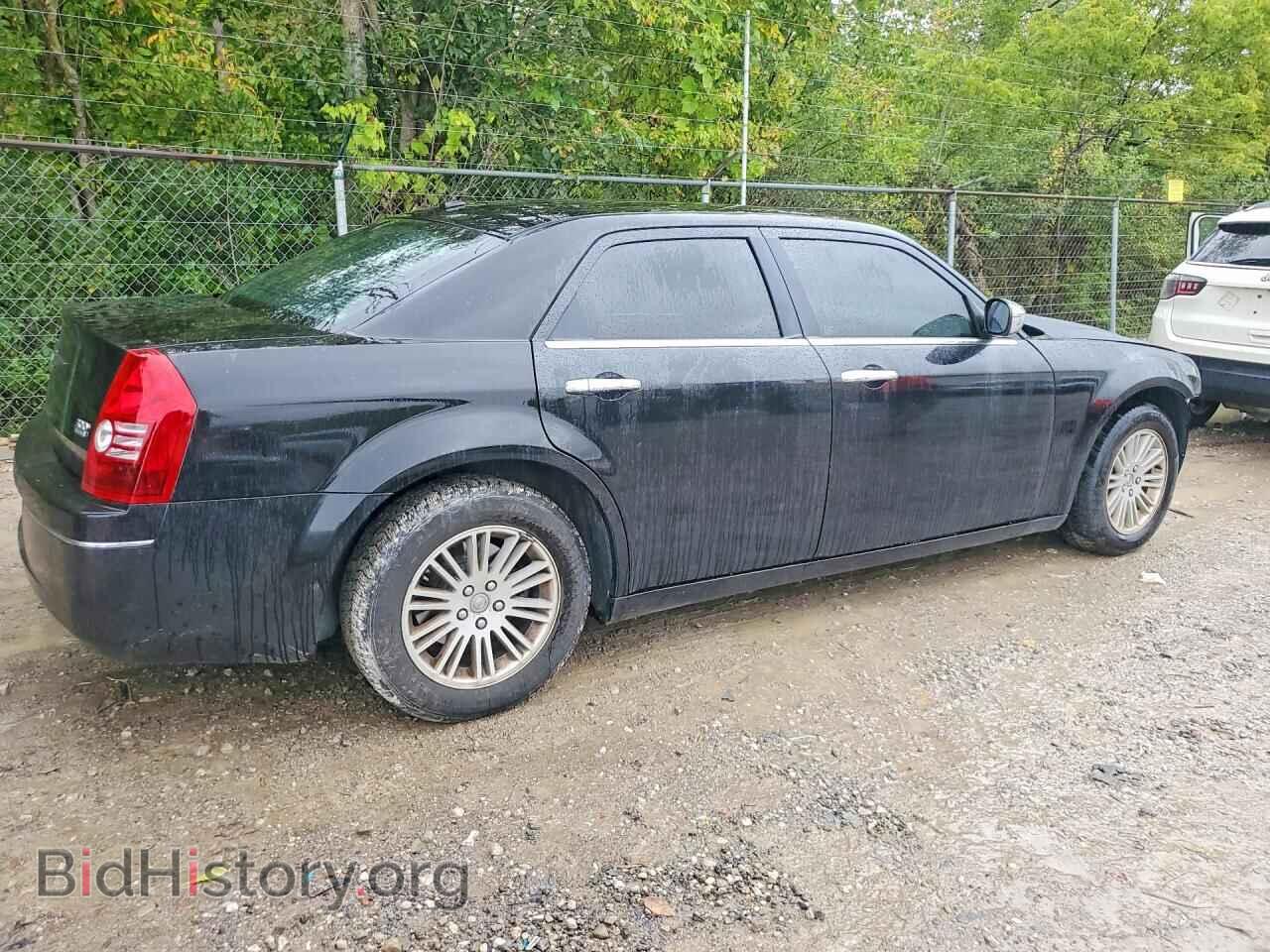 2010 CHRYSLER 300 - VIN: 2C3CA5CV9AH176996 - Фото 3