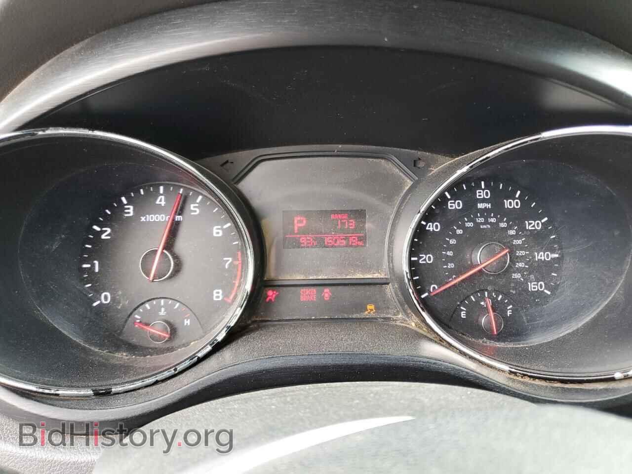 2016 KIA All Models - VIN: KNDMB5C19G6098742 - Фото 9