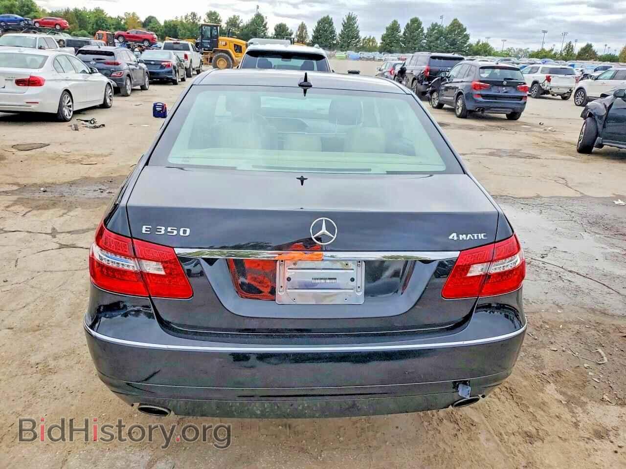 2012 Mercedes-Benz E-CLASS (VIN WDDHF8JB2CA549638) — photo 6 of 12