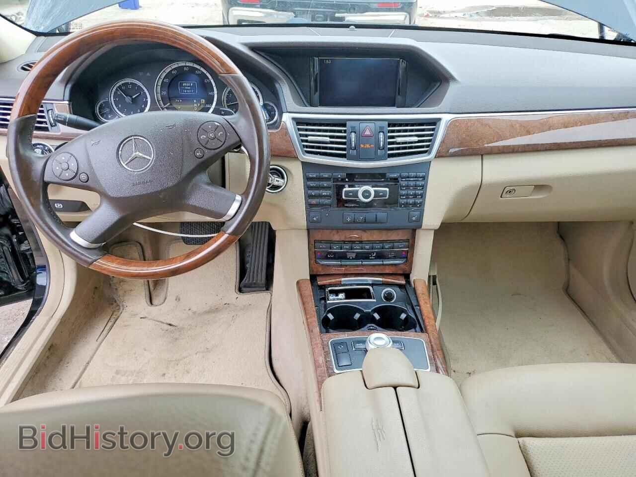 2012 Mercedes-Benz E-CLASS (VIN WDDHF8JB2CA549638) — photo 8 of 12