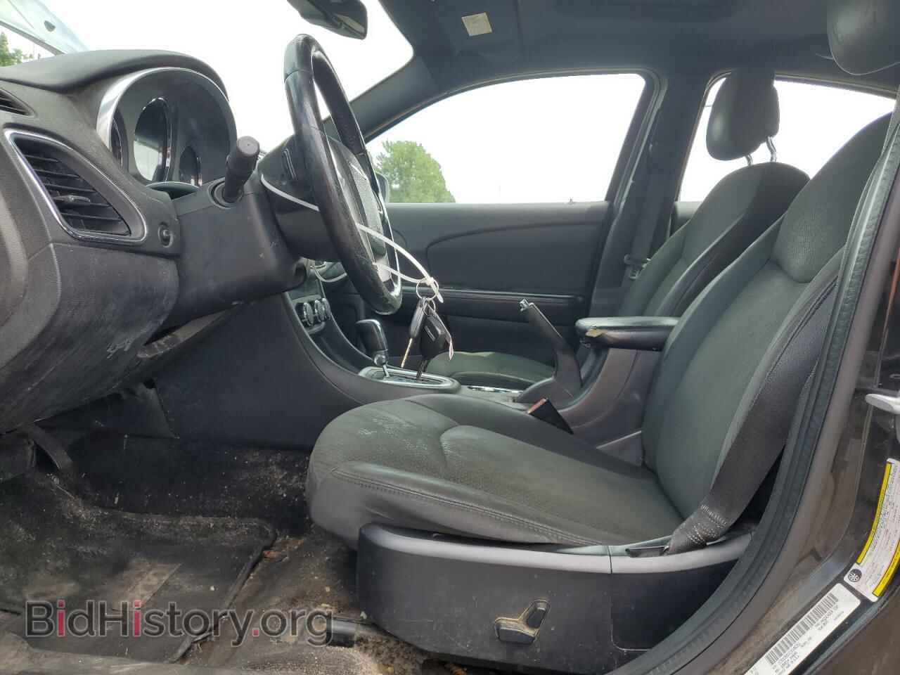 2012 CHRYSLER 200 - VIN: 1C3CCBBG1CN106351 - Фото 7