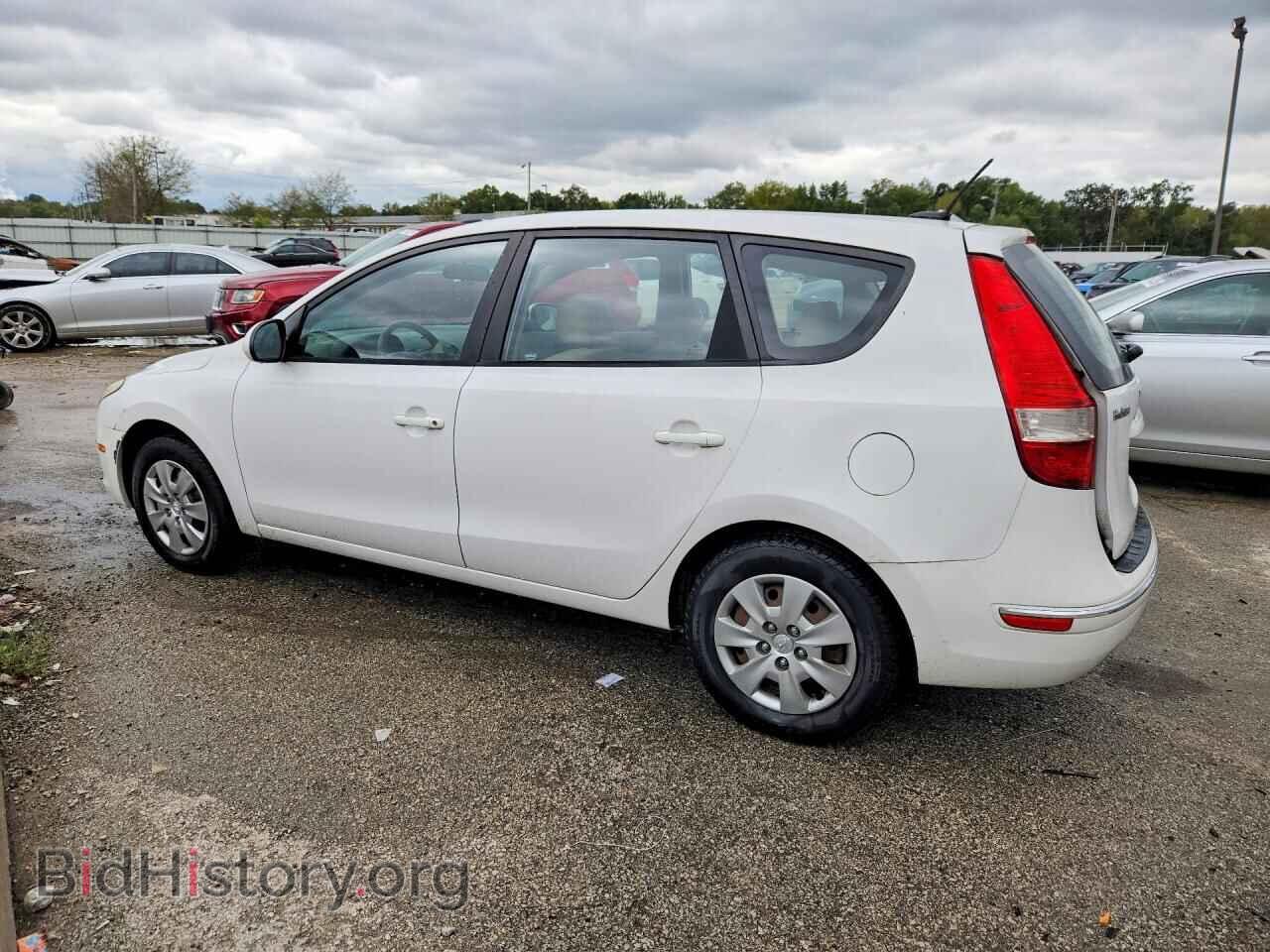 2011 HYUNDAI ELANTRA - VIN: KMHDB8AE4BU106558 - Фото 2