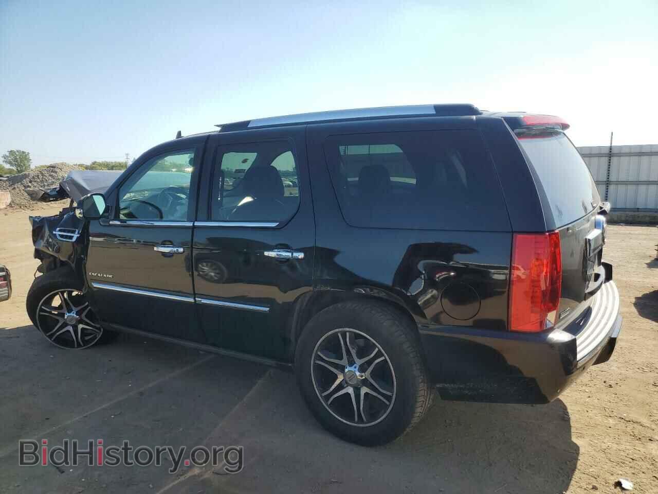 2011 CADILLAC ESCALADE - VIN: 1GYS4CEF7BR121631 - Фото 2