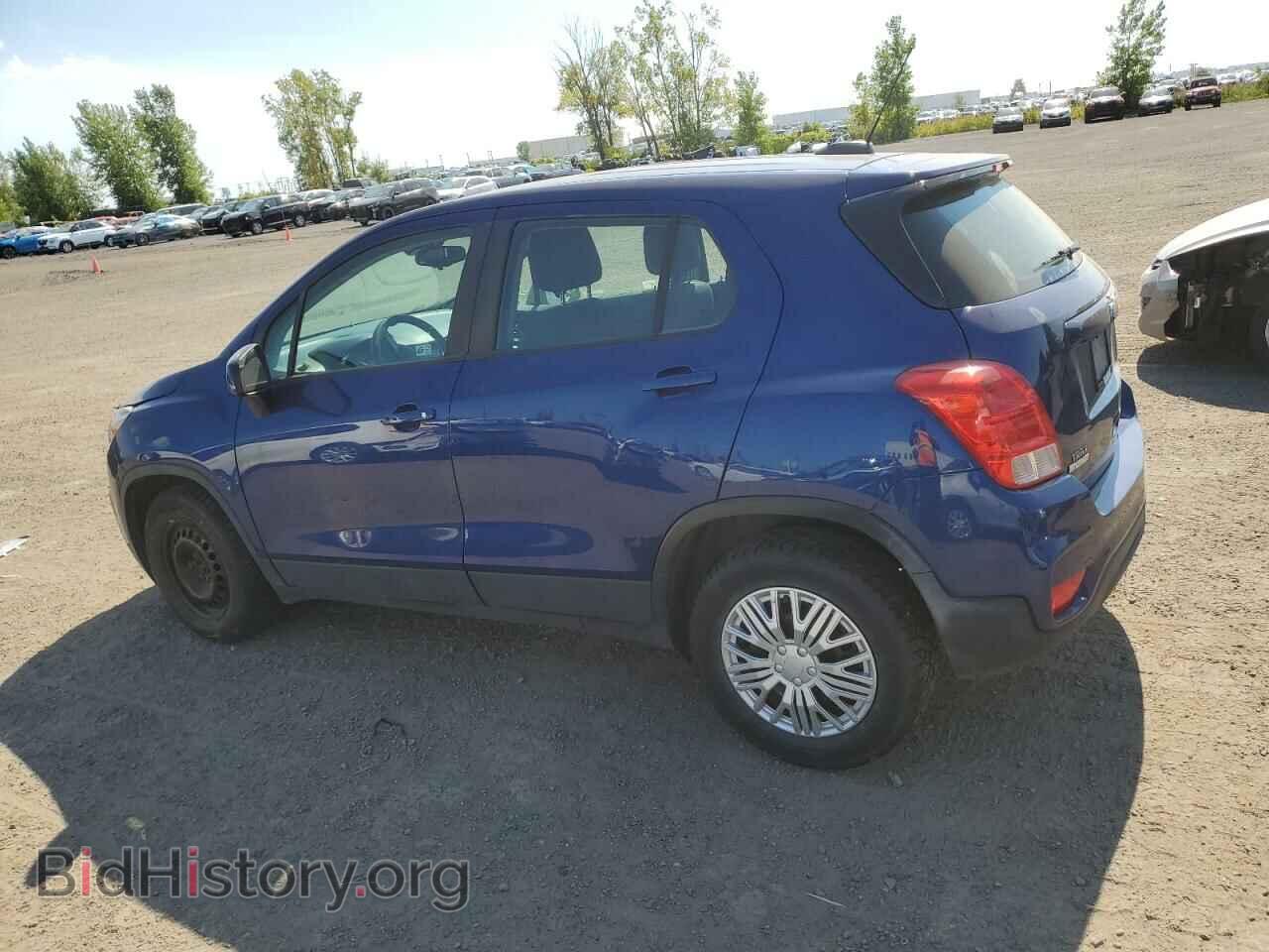 2017 CHEVROLET TRAX - VIN: 3GNCJKSB3HL164207 - Фото 2