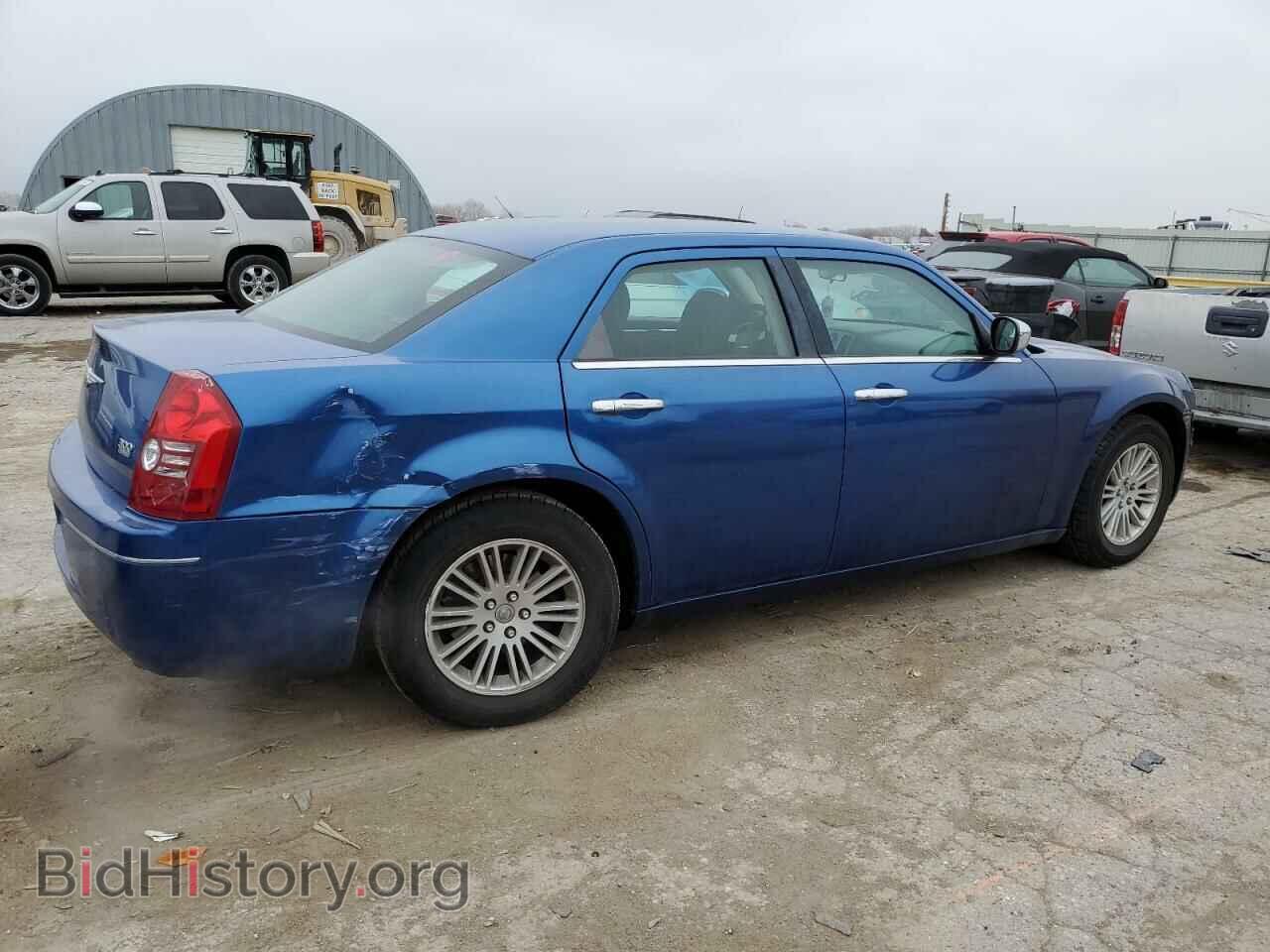 2010 CHRYSLER 300 - VIN: 2C3CA4CD2AH203103 - Фото 3