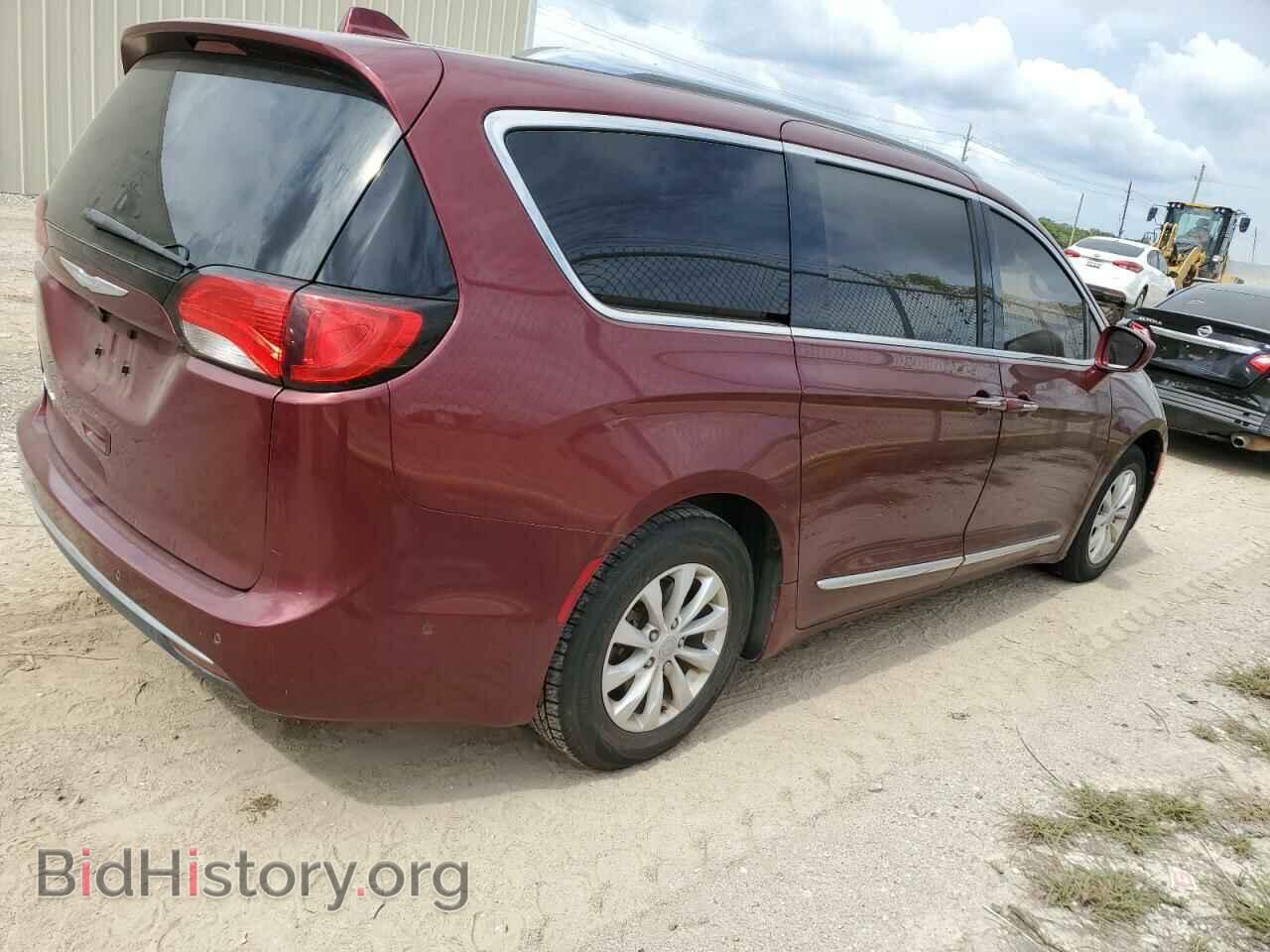 2018 CHRYSLER PACIFICA - VIN: 2C4RC1EG8JR115124 - Фото 3