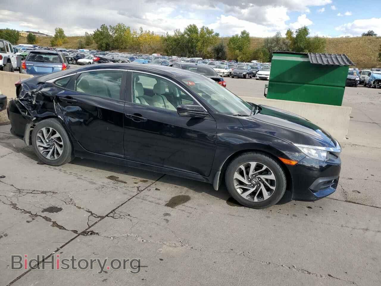 2017 HONDA CIVIC - VIN: 19XFC2F7XHE017635 - Фото 4