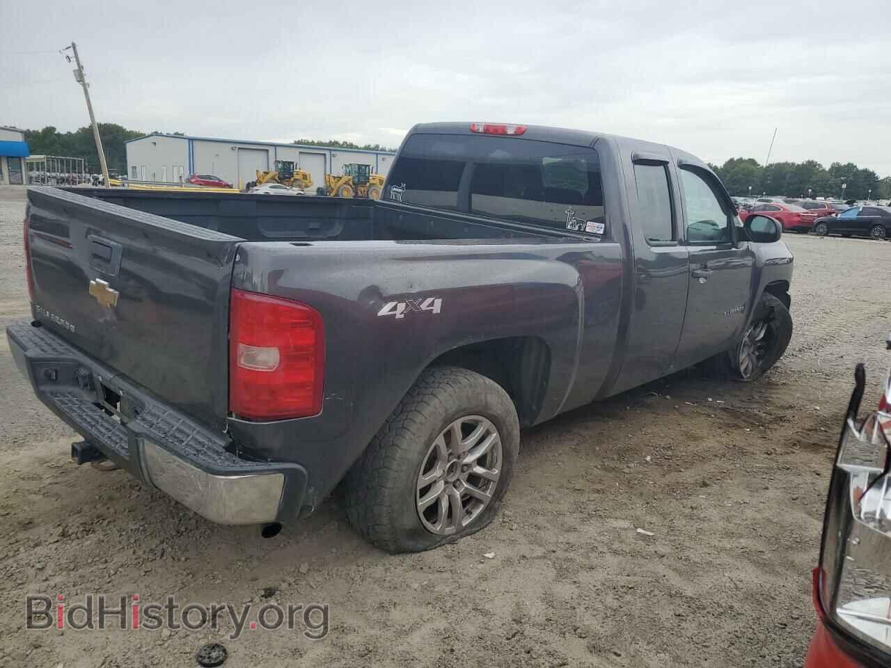 2011 CHEVROLET ALL Models - VIN: 1GCRKREA1BZ325505 - Фото 3