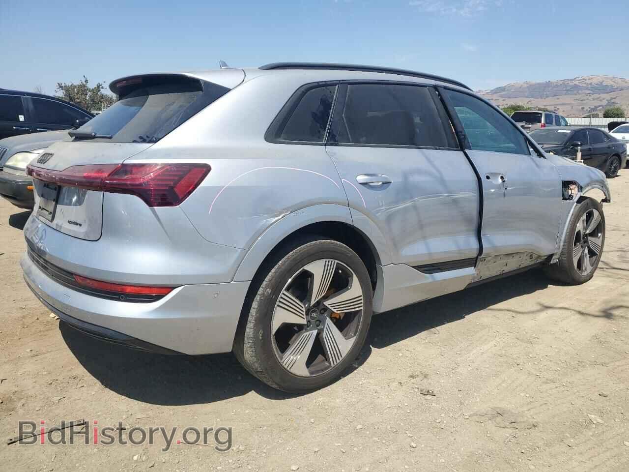 2023 AUDI E-TRON - VIN: WA1LAAGE8PB008244 - Фото 3