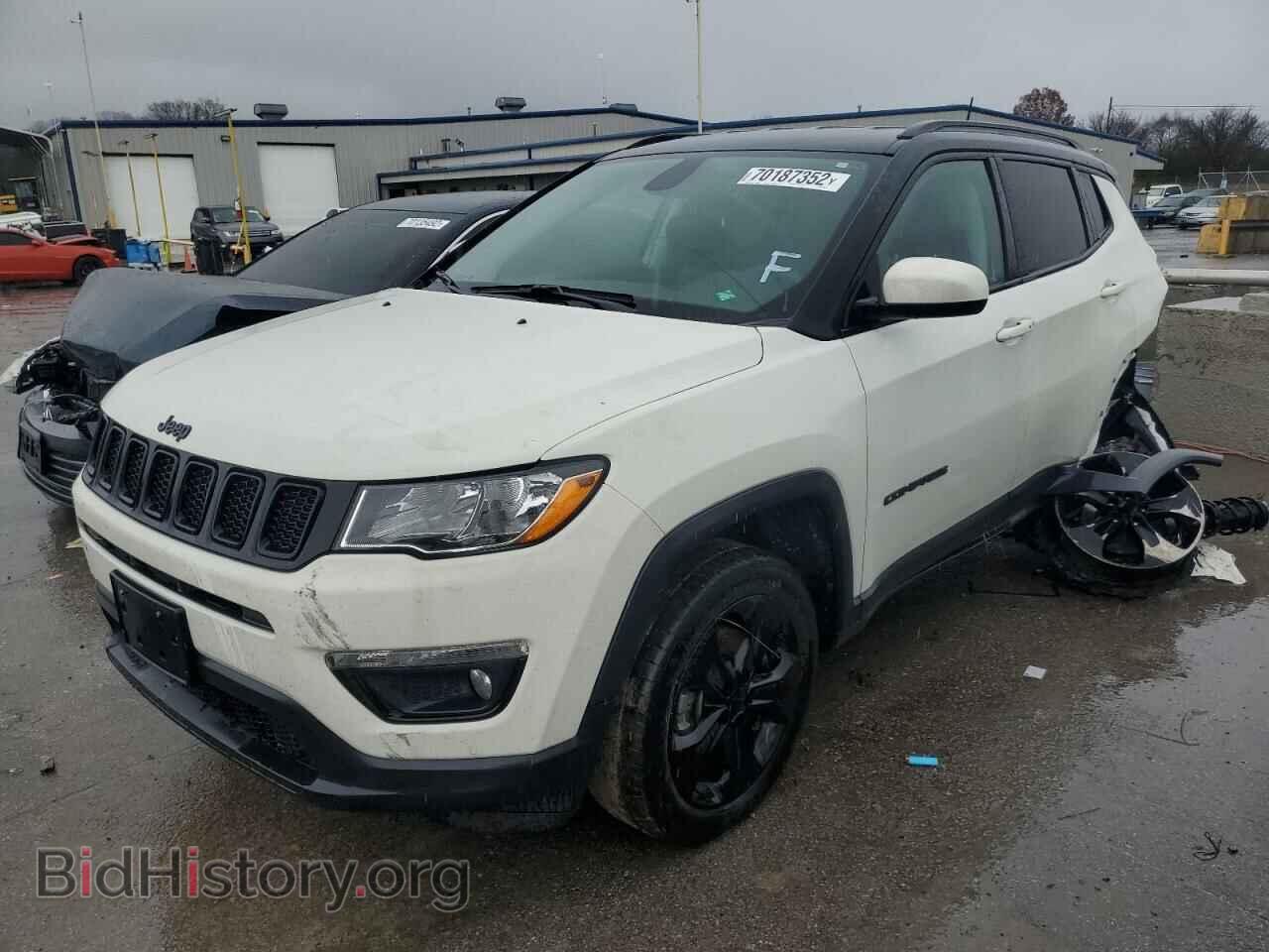 Фотография 3C4NJDBB2JT298791 - JEEP COMPASS 2018