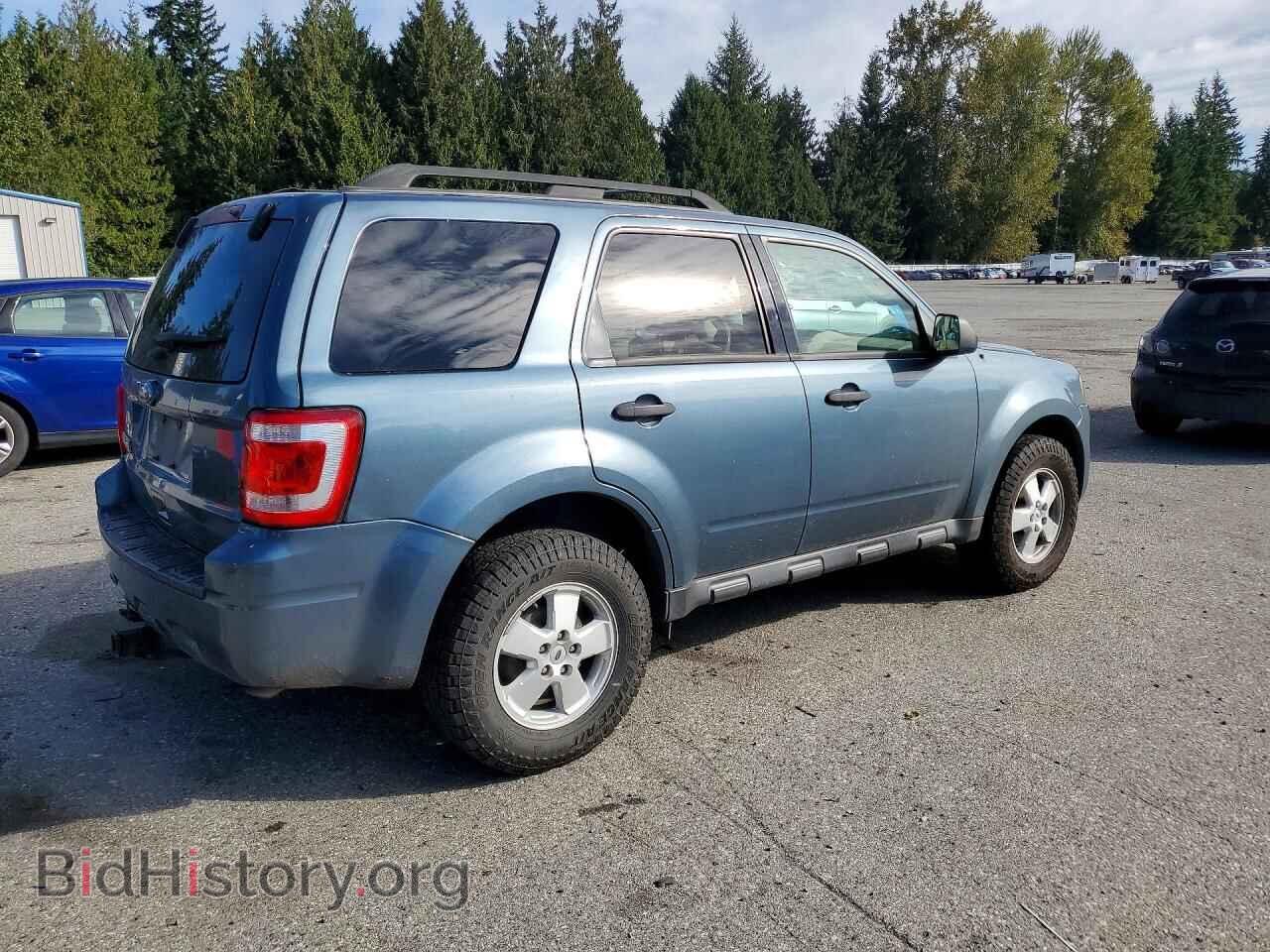 2011 FORD ESCAPE - VIN: 1FMCU0D78BKB53964 - Фото 3