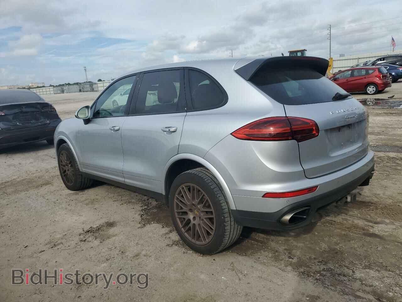2017 PORSCHE CAYENNE - VIN: WP1AA2A24HKA81905 - Фото 2