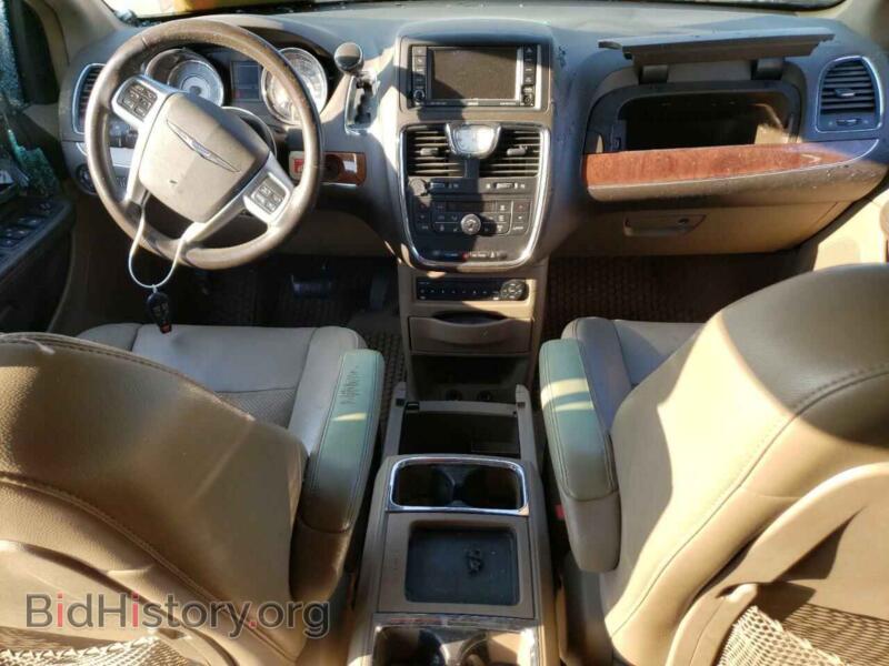2011 Chrysler MINIVAN (VIN 2A4RR8DG6BR656290) — фото 8 из 12