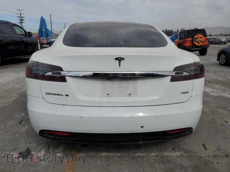 2016 Tesla MODEL S (VIN 5YJSA1E24GF161484) — фото 6 из 14